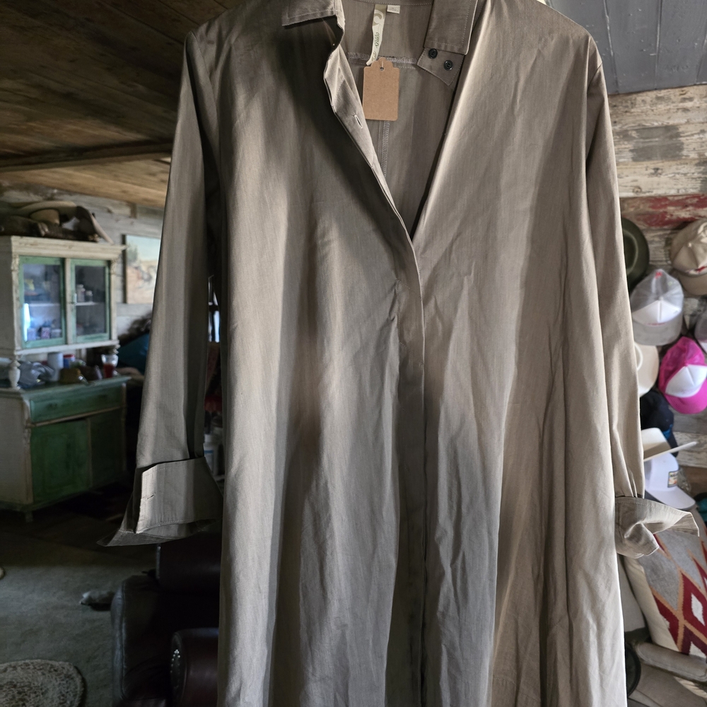 Relaxed Longline Button-Front Blouse in Taupe